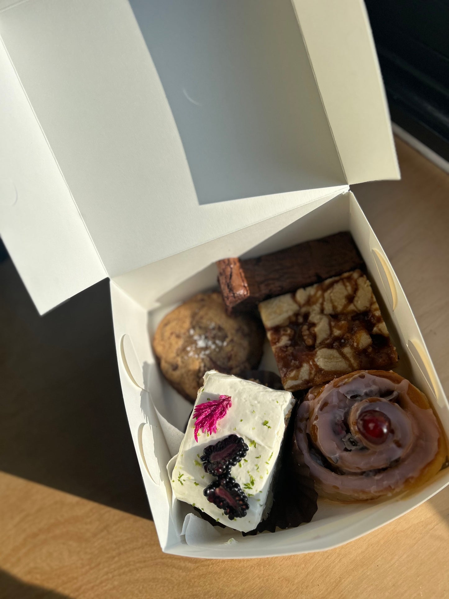 Valentines cake box for collection Friday 13th & Saturday 14th of February only.